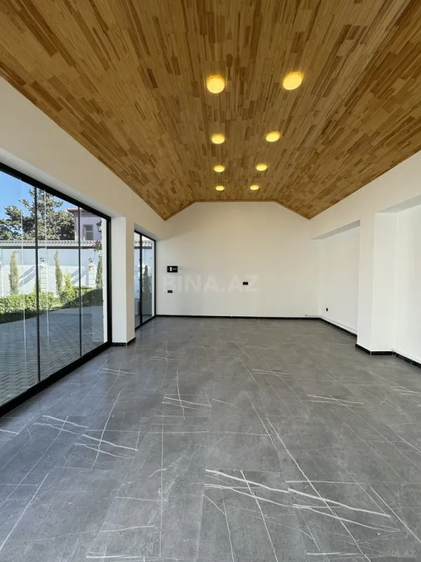 Satılır 5 otaqlı həyət evi 313 m²