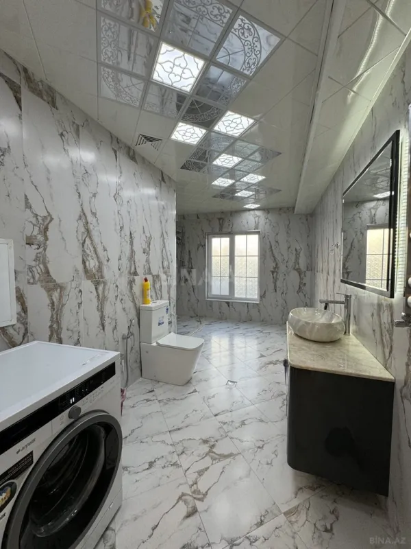 Satılır 6 otaqlı həyət evi 350 m²