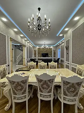 Satılır 6 otaqlı həyət evi 350 m²