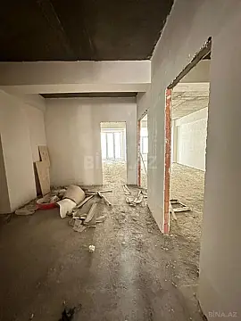 Satılır 4 otaqlı mənzil 171 m²
