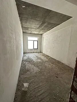 Satılır 4 otaqlı mənzil 171 m²