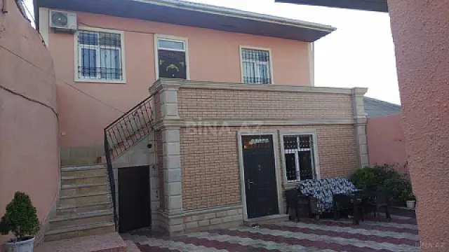 Satılır 6 otaqlı həyət evi 150 m²
