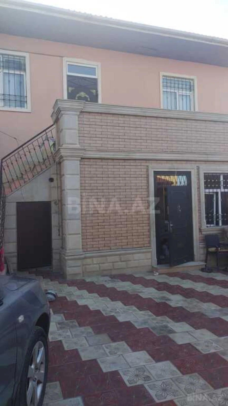 Satılır 6 otaqlı həyət evi 150 m²