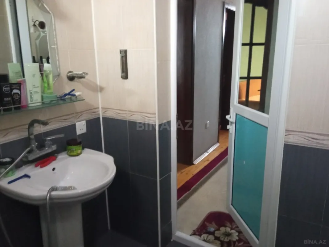 Satılır 6 otaqlı həyət evi 150 m²