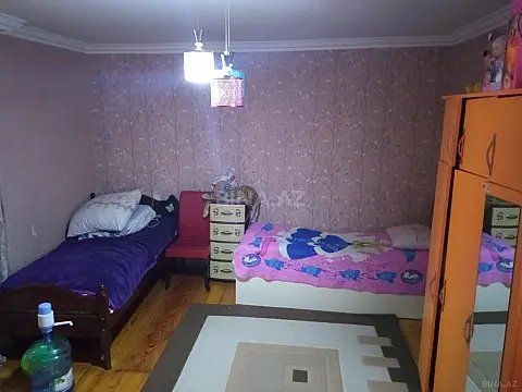 Satılır 6 otaqlı həyət evi 150 m²
