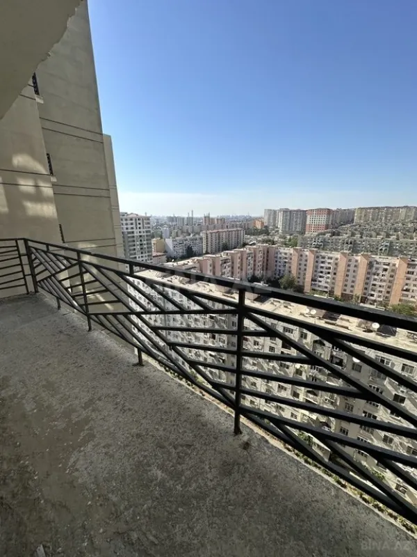 Satılır 3 otaqlı mənzil 155 m²