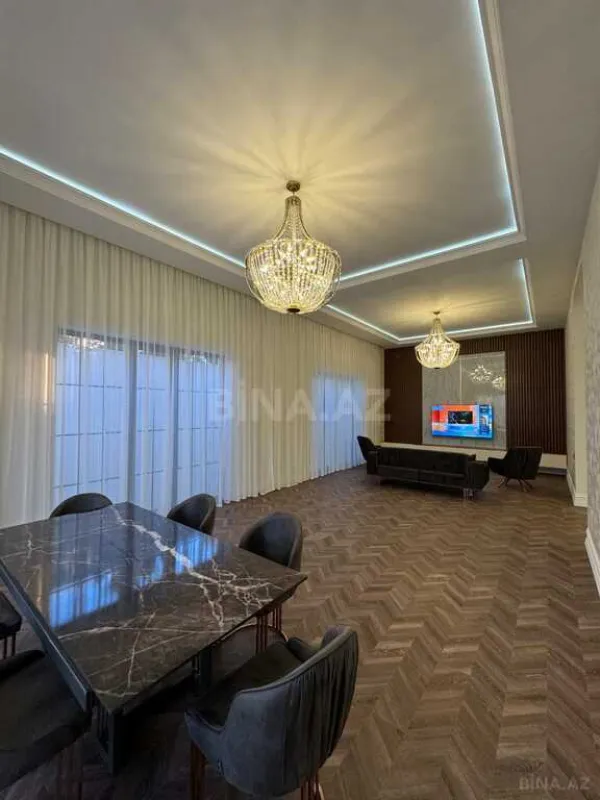 Satılır 6 otaqlı həyət evi 400 m²