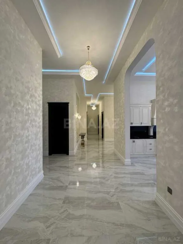 Satılır 6 otaqlı həyət evi 400 m²