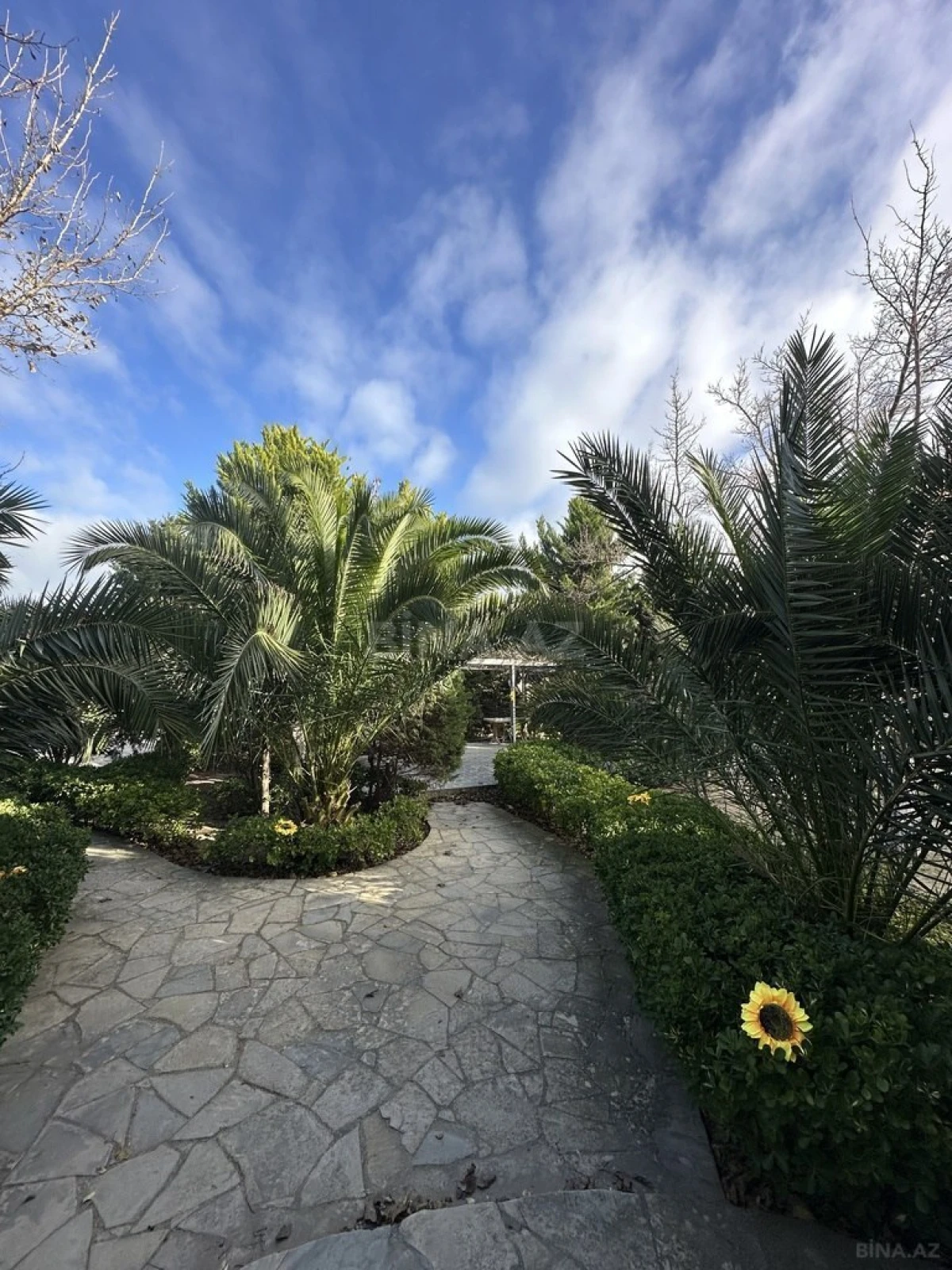 Satılır torpaq sahəsi 12 m²