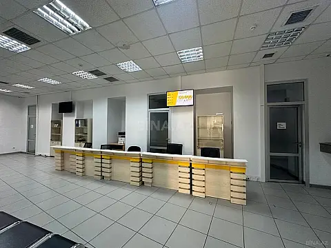 Kirayə verilir obyekt 300 m²