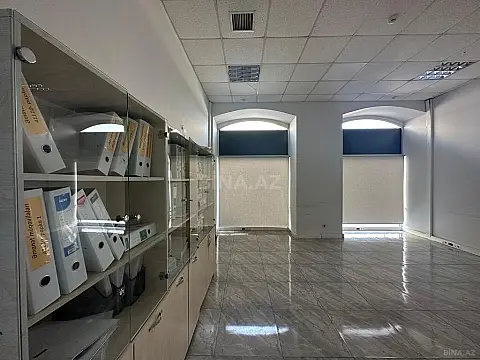 Kirayə verilir obyekt 300 m²