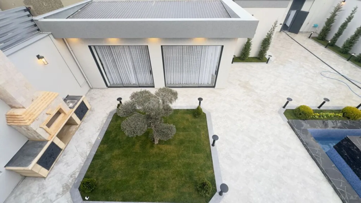 Satılır 4 otaqlı həyət evi 400 m²