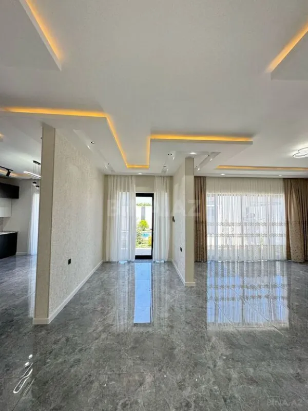 Satılır 4 otaqlı həyət evi 160 m²