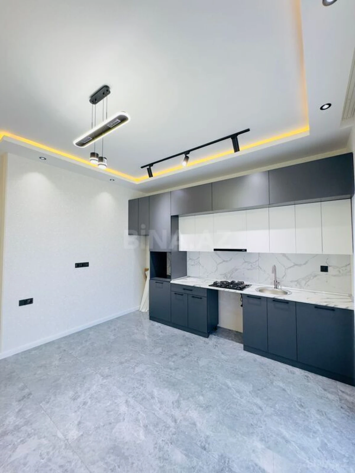 Satılır 4 otaqlı həyət evi 160 m²