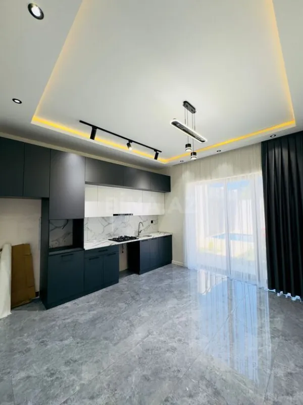 Satılır 4 otaqlı həyət evi 160 m²