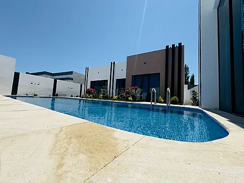 Satılır 4 otaqlı həyət evi 160 m²