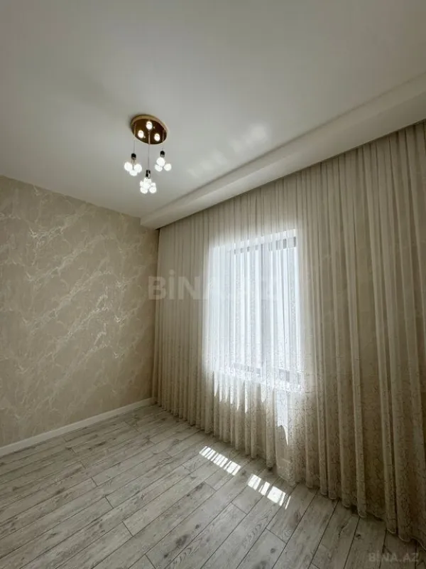 Satılır 4 otaqlı həyət evi 160 m²
