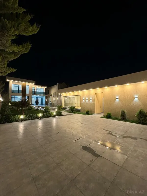 Satılır 5 otaqlı həyət evi 450 m²