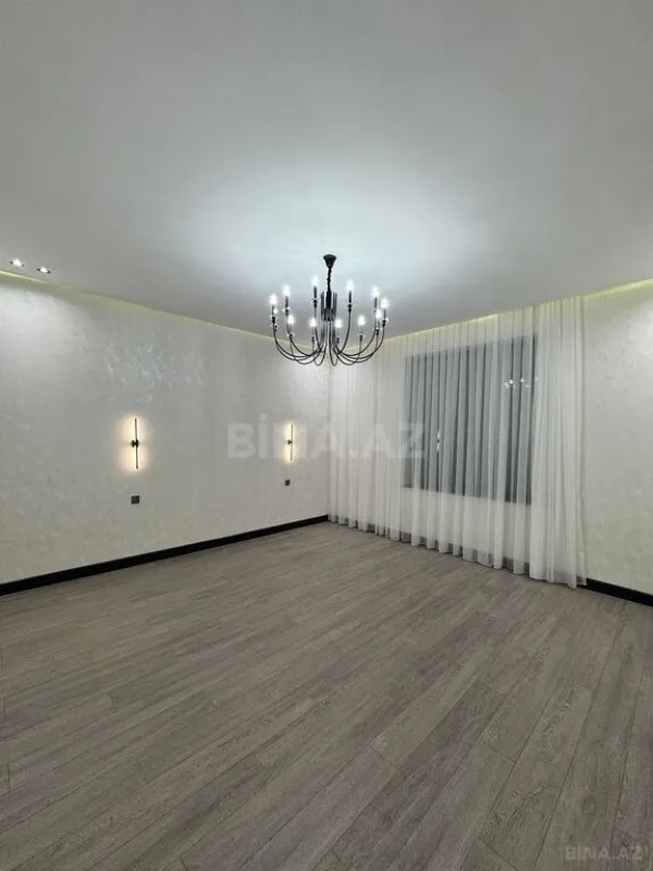 Satılır 5 otaqlı həyət evi 450 m²
