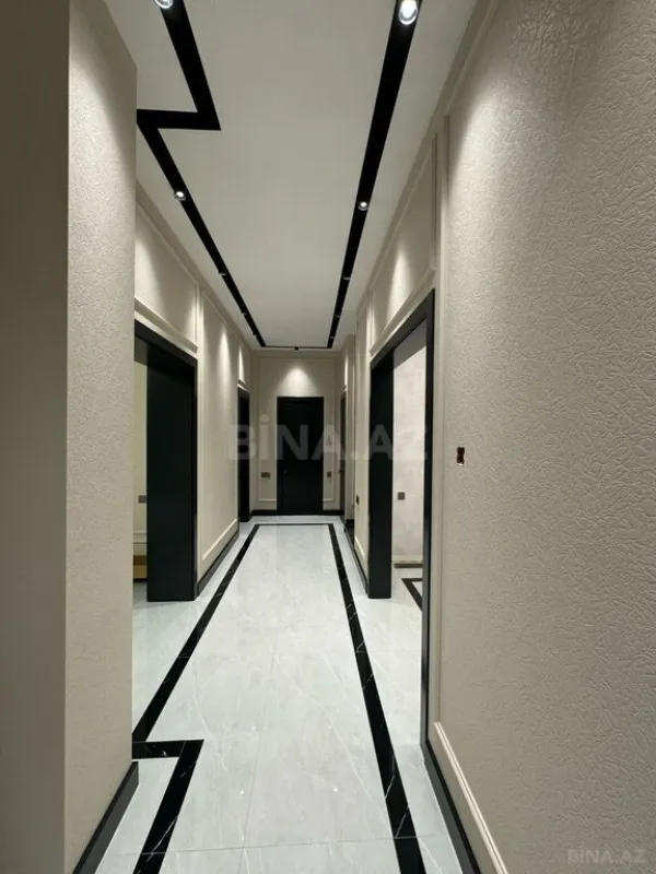 Satılır 5 otaqlı həyət evi 450 m²