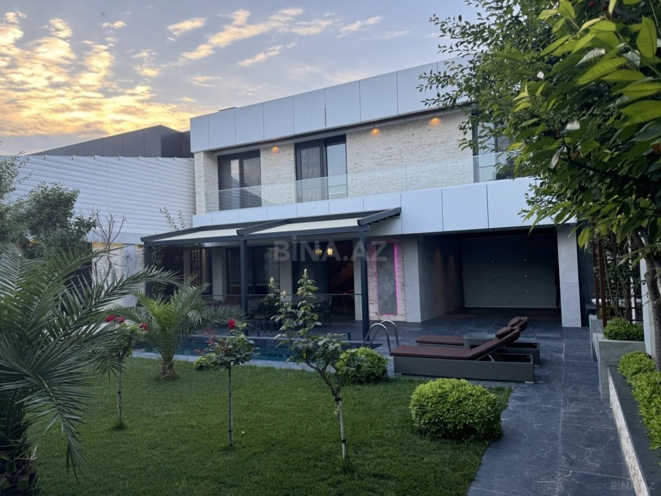 Kirayə verilir 4 otaqlı həyət evi 300 m²