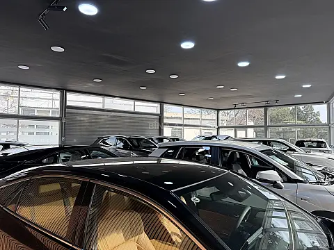 Kirayə verilir obyekt 200 m²