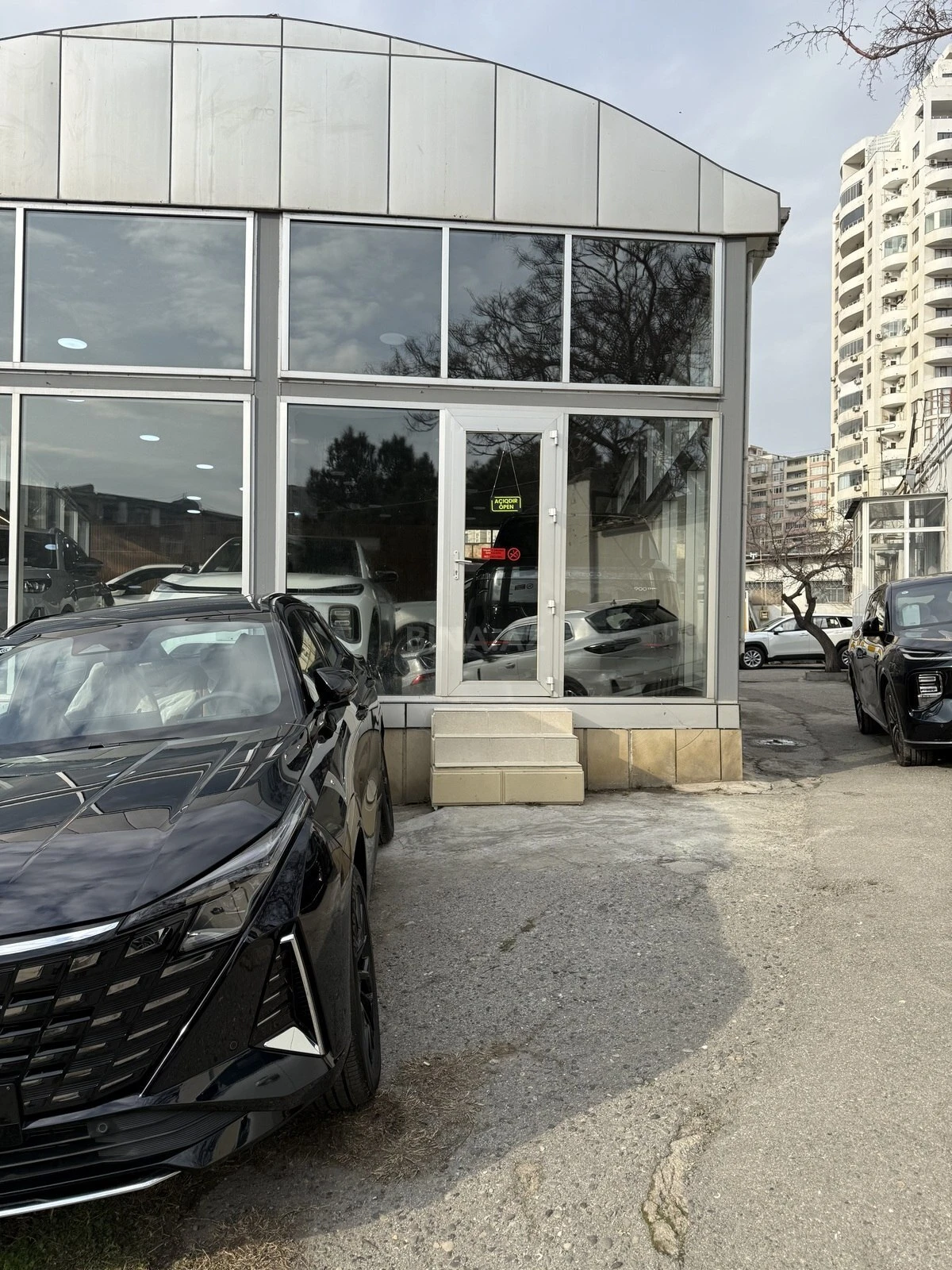 Kirayə verilir obyekt 200 m²