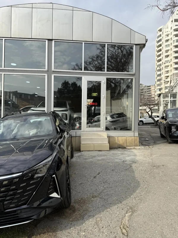 Kirayə verilir obyekt 200 m²