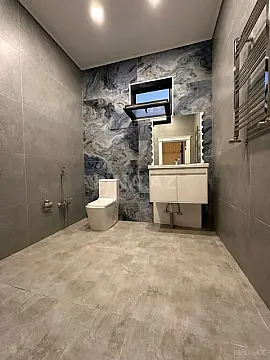 Satılır 4 otaqlı həyət evi 200 m²