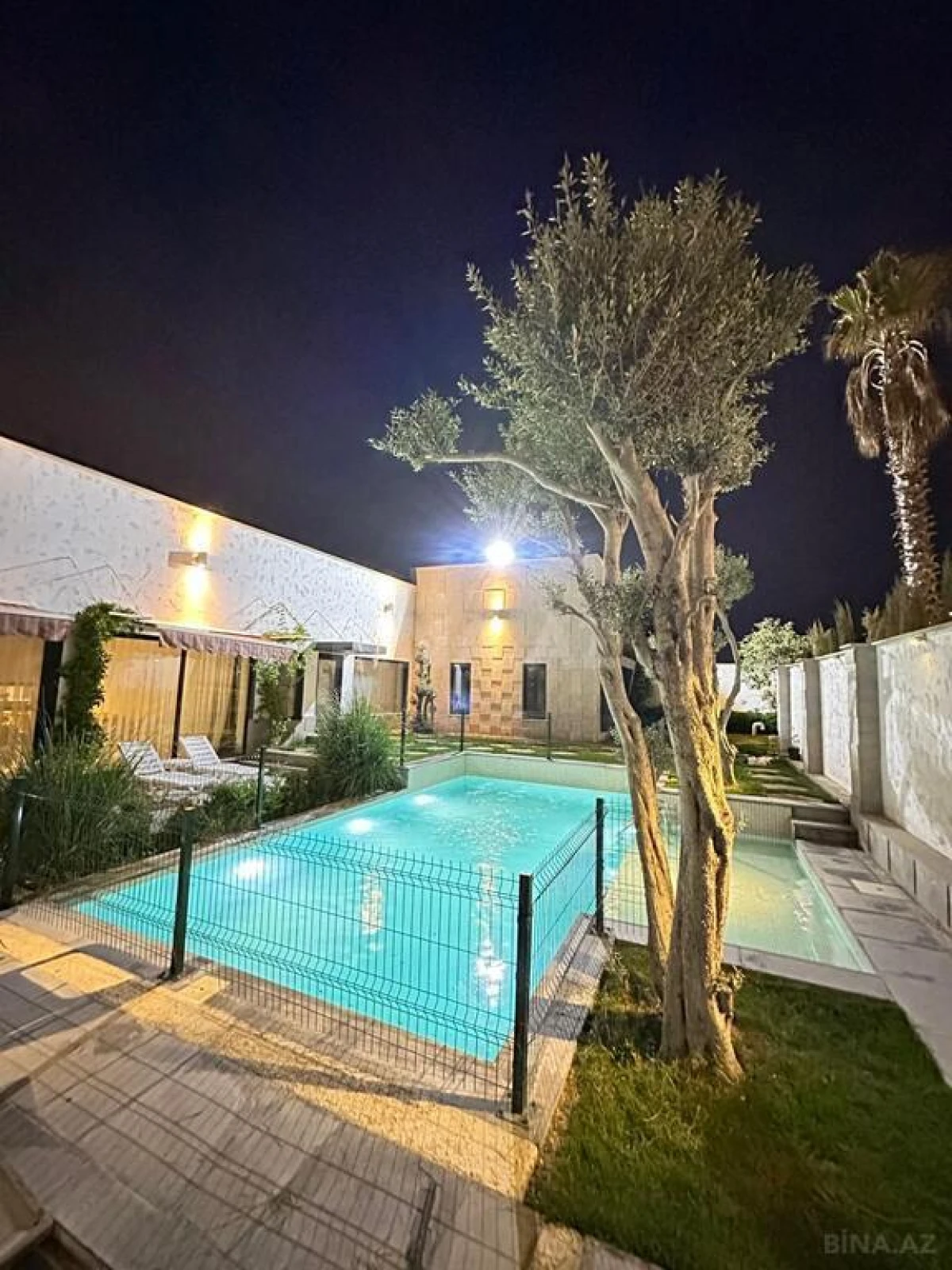 Kirayə verilir 4 otaqlı həyət evi 220 m²