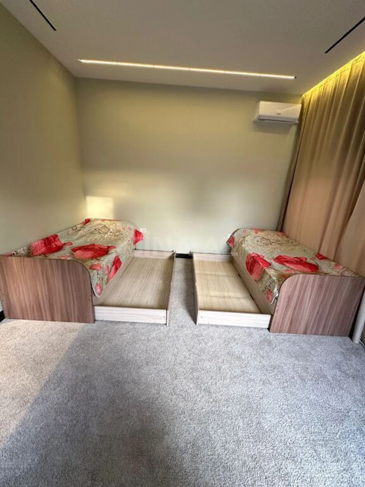 Kirayə verilir 4 otaqlı həyət evi 220 m²