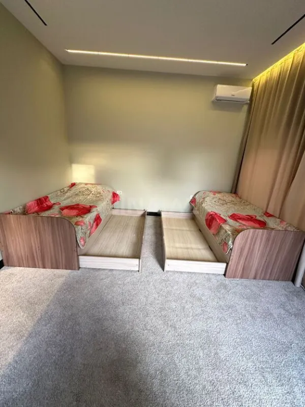 Kirayə verilir 4 otaqlı həyət evi 220 m²