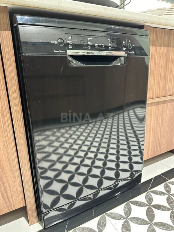 Kirayə verilir 4 otaqlı həyət evi 220 m²