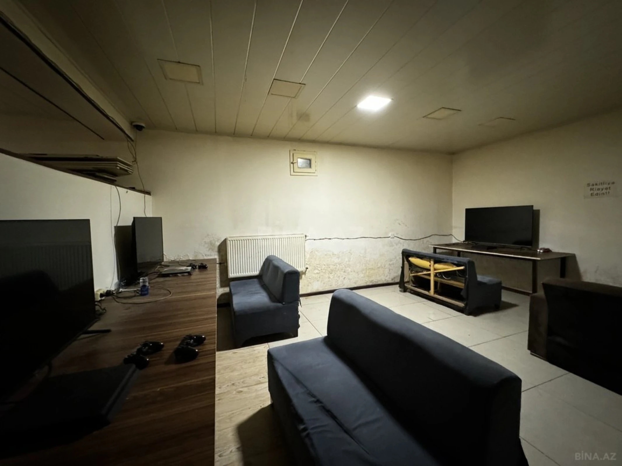 Satılır 5 otaqlı mənzil 190 m²