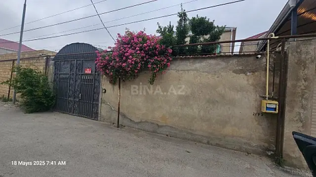 Satılır 5 otaqlı həyət evi 200 m² — Xırdalan 5 otaq 200.00 m²