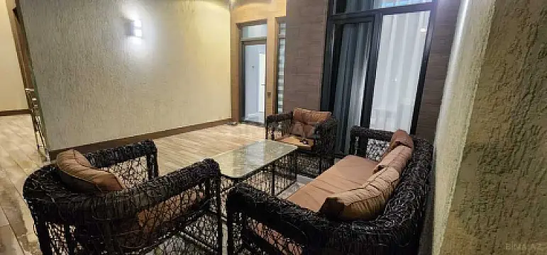 Satılır 4 otaqlı həyət evi 170 m²