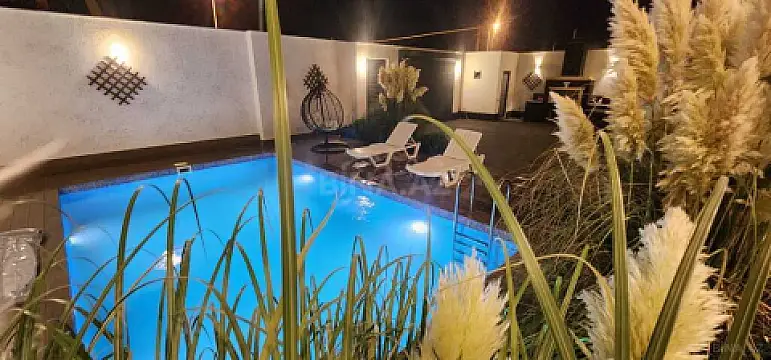 Satılır 4 otaqlı həyət evi 170 m²