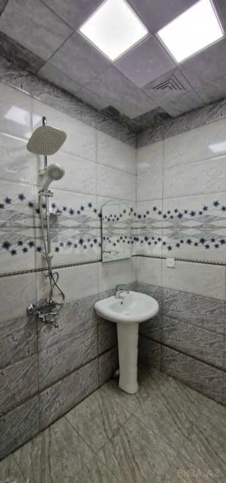 Satılır 2 otaqlı mənzil 55 m²