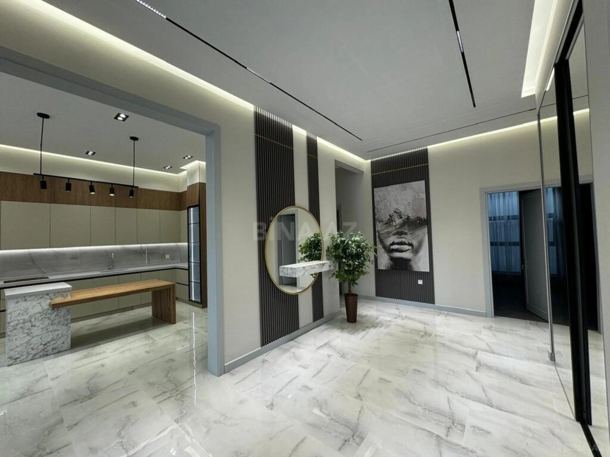 Satılır 5 otaqlı həyət evi 220 m²