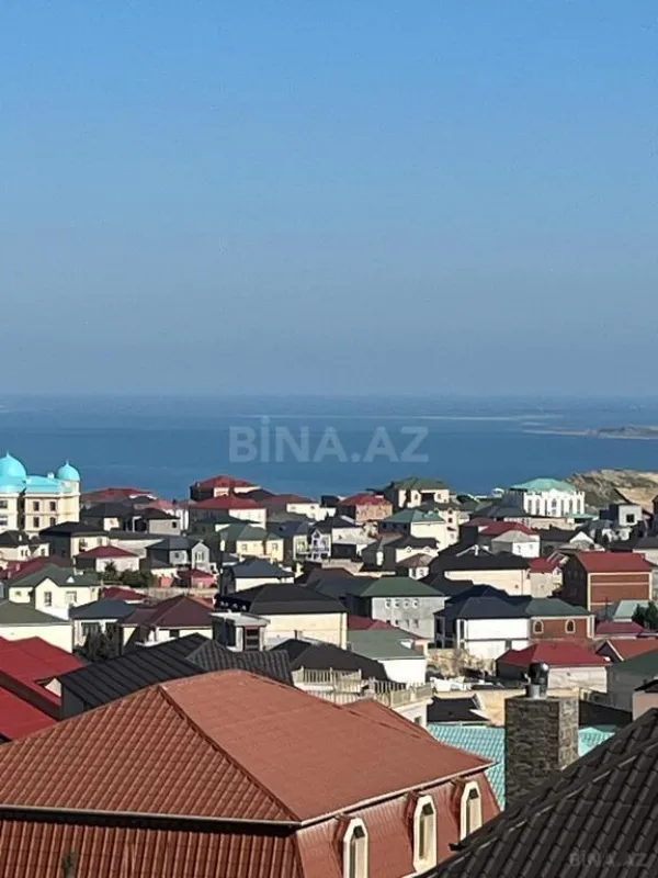 Satılır 5 otaqlı həyət evi 400 m²