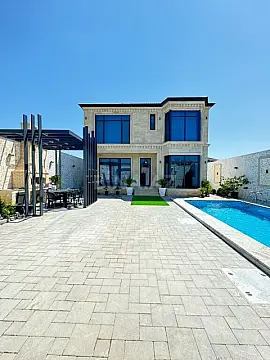 Satılır 5 otaqlı həyət evi 300 m²