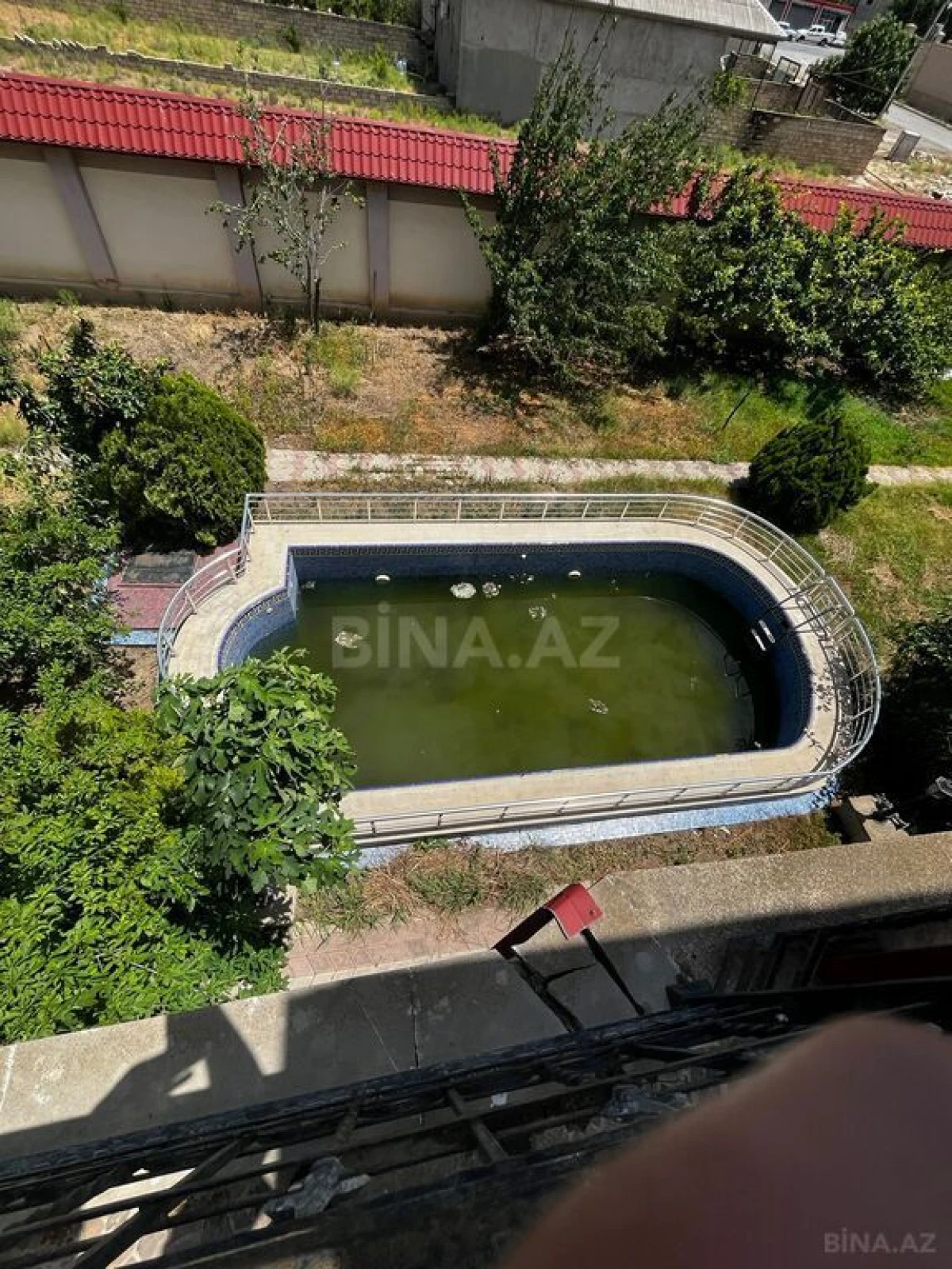 Satılır 8 otaqlı həyət evi 601 m²