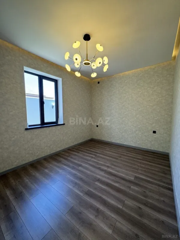 Satılır 6 otaqlı həyət evi 300 m²