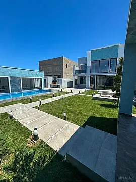 Satılır 6 otaqlı həyət evi 300 m²
