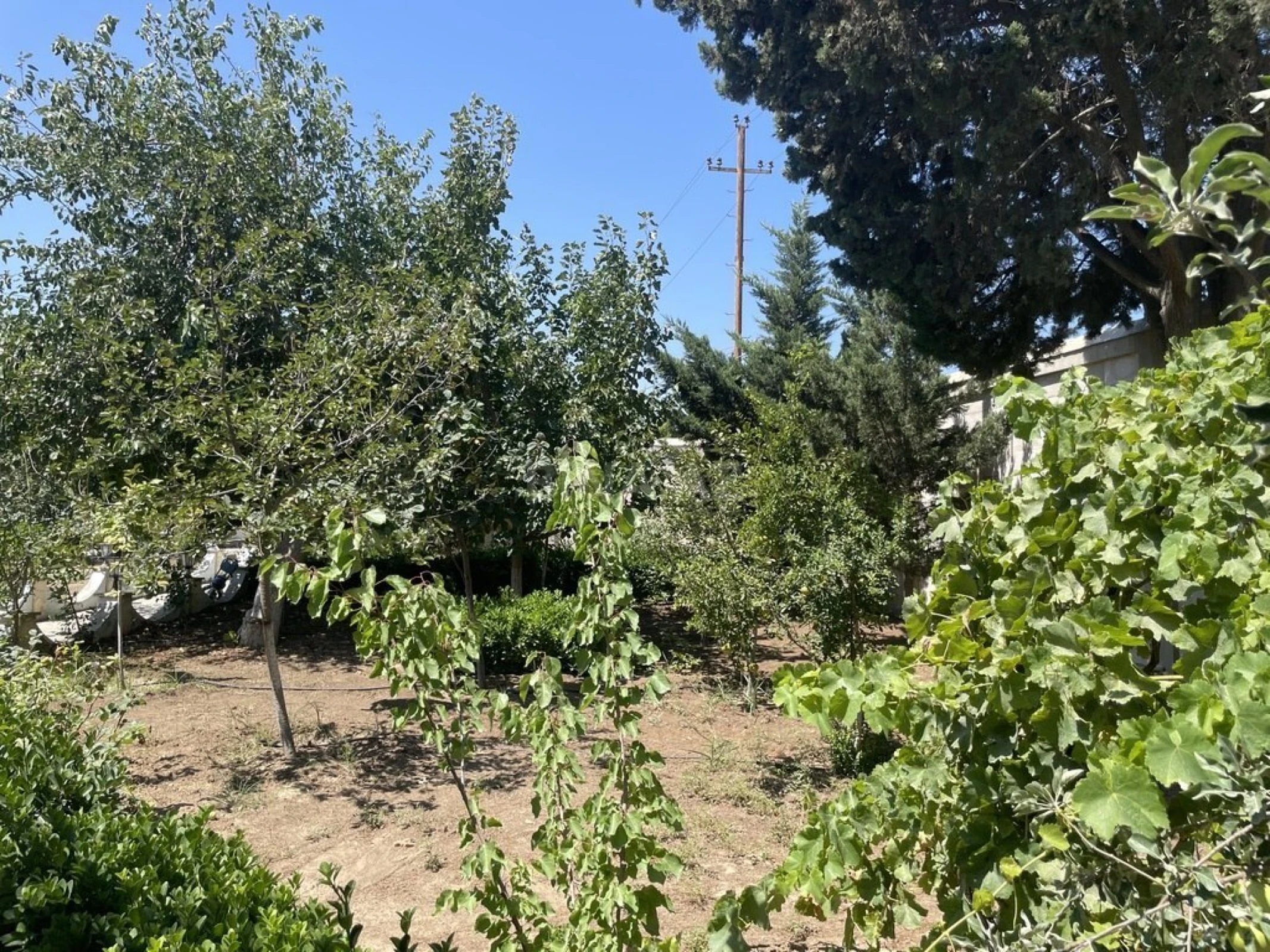 Satılır 7 otaqlı həyət evi 250 m²