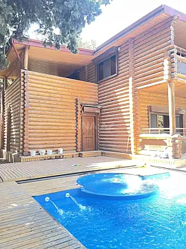 Satılır 7 otaqlı həyət evi 250 m²