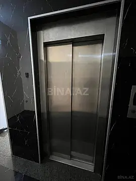 Satılır 3 otaqlı mənzil 160 m²