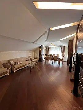 Satılır 3 otaqlı mənzil 160 m²