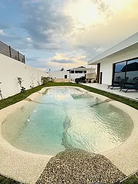 Kirayə verilir 4 otaqlı həyət evi 240 m²