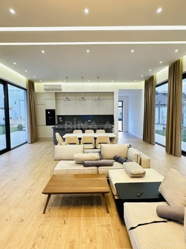 Kirayə verilir 4 otaqlı həyət evi 240 m²